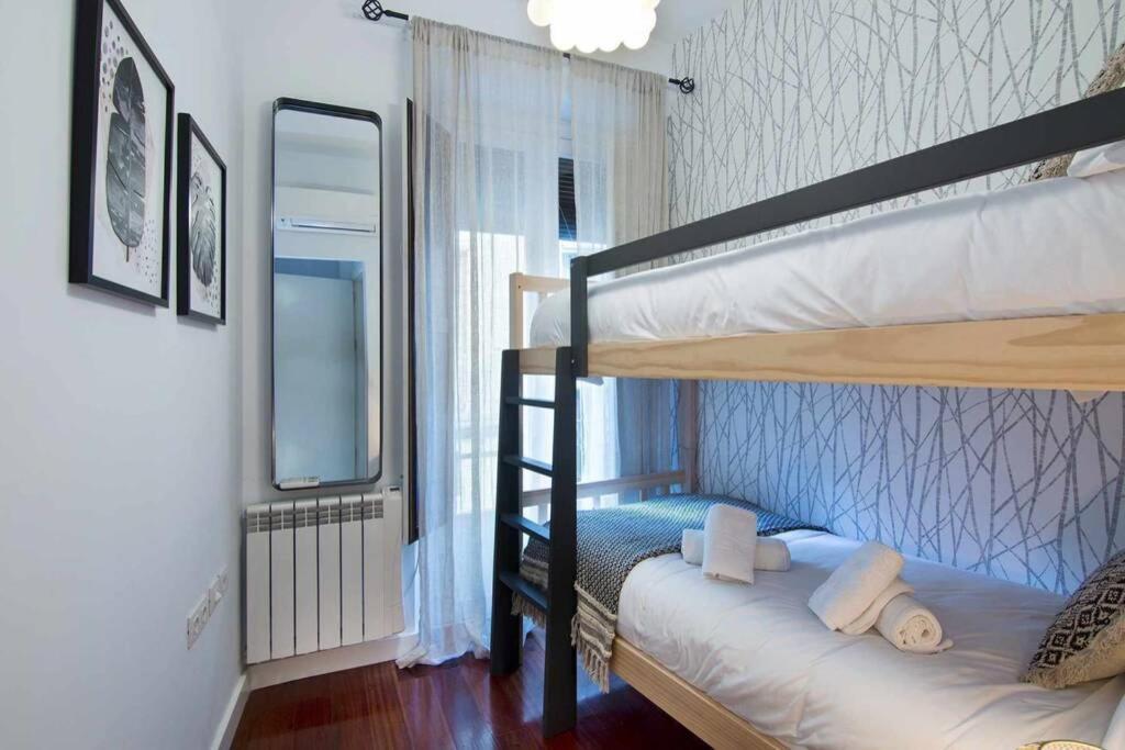 Eco Center Granatensis Catedral 2 Habitaciones Free Parking กรานาดา ภายนอก รูปภาพ