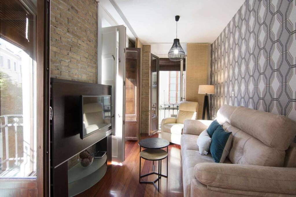Eco Center Granatensis Catedral 2 Habitaciones Free Parking กรานาดา ภายนอก รูปภาพ